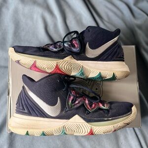 Nike Kyrie 5 “Galaxy” Basketball Sneakers